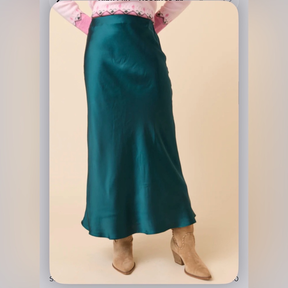 Pink Lily NWT Gwendlyn Emerald Satin Maxi Skirt